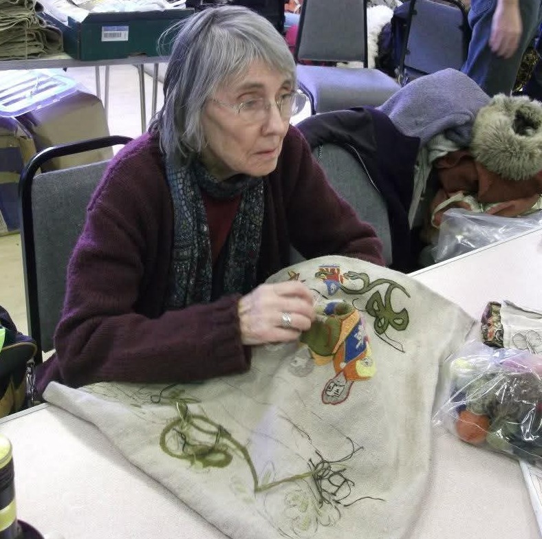 Glenys Crocker making progress with panel 9 at Islip  &ndash; &copy;&nbsp;Rich&nbsp;Price,&nbsp;January&nbsp;2013